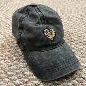 Dave & Young Leopard Heart Patch Baseball cap (O/S)